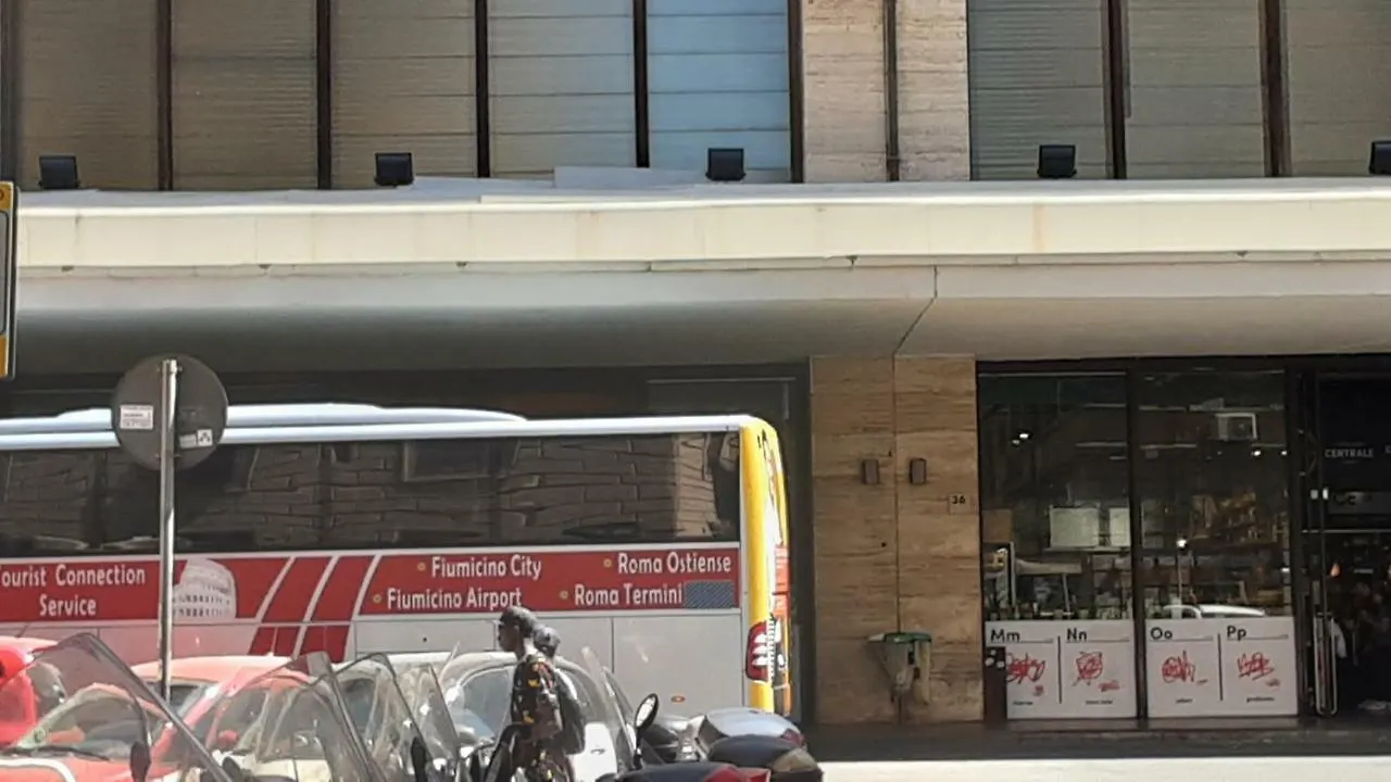 Hotel The Shelter In Roma 0*,  Italia
