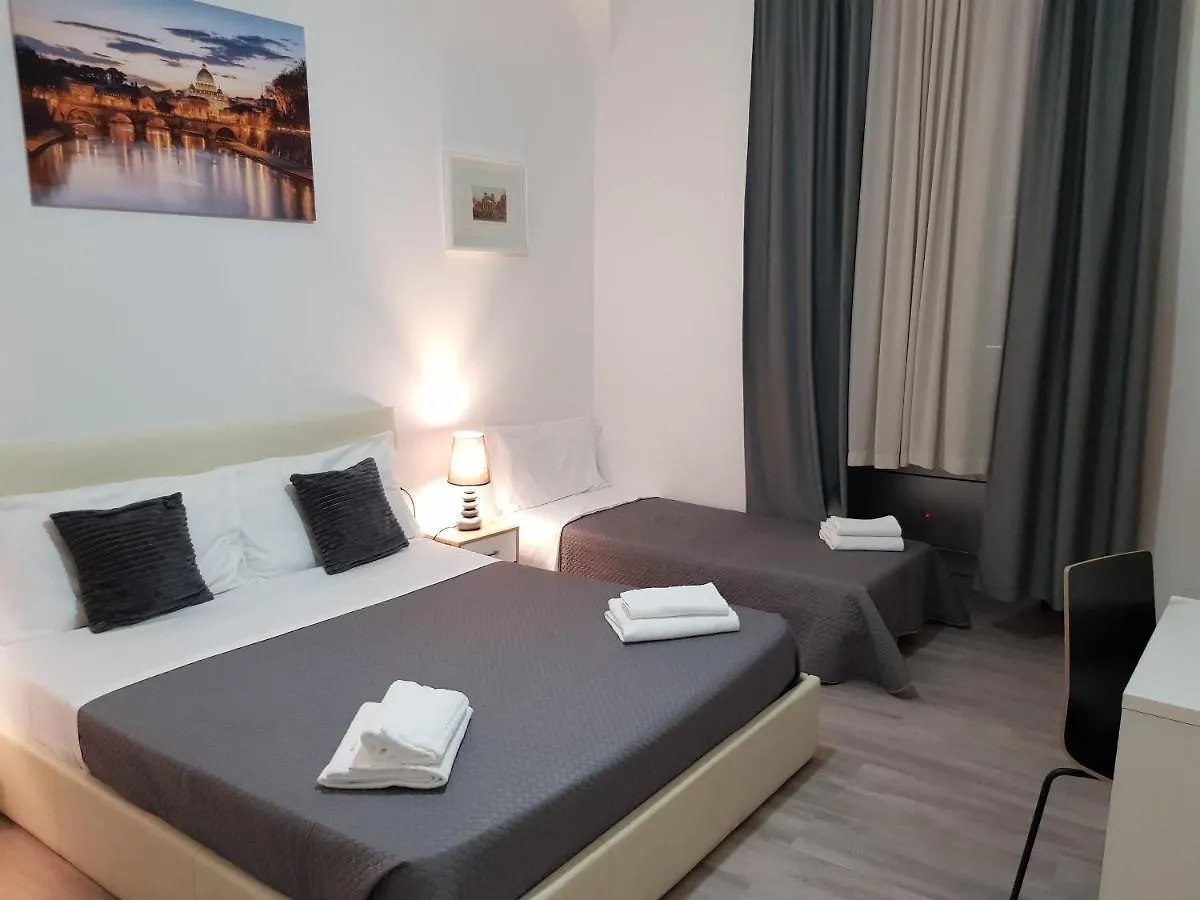 Guest house The Shelter In Rome Hotel Italy